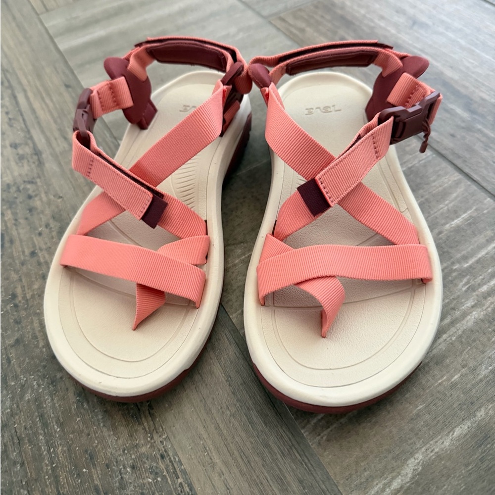 Teva Women's Hurricane Terra Dactyl Hiking Sandal size 9 New - Picture 3 of 10